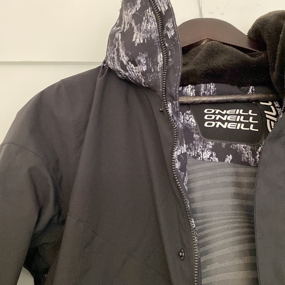 O’Neil snow coat - Picture 2 of 7